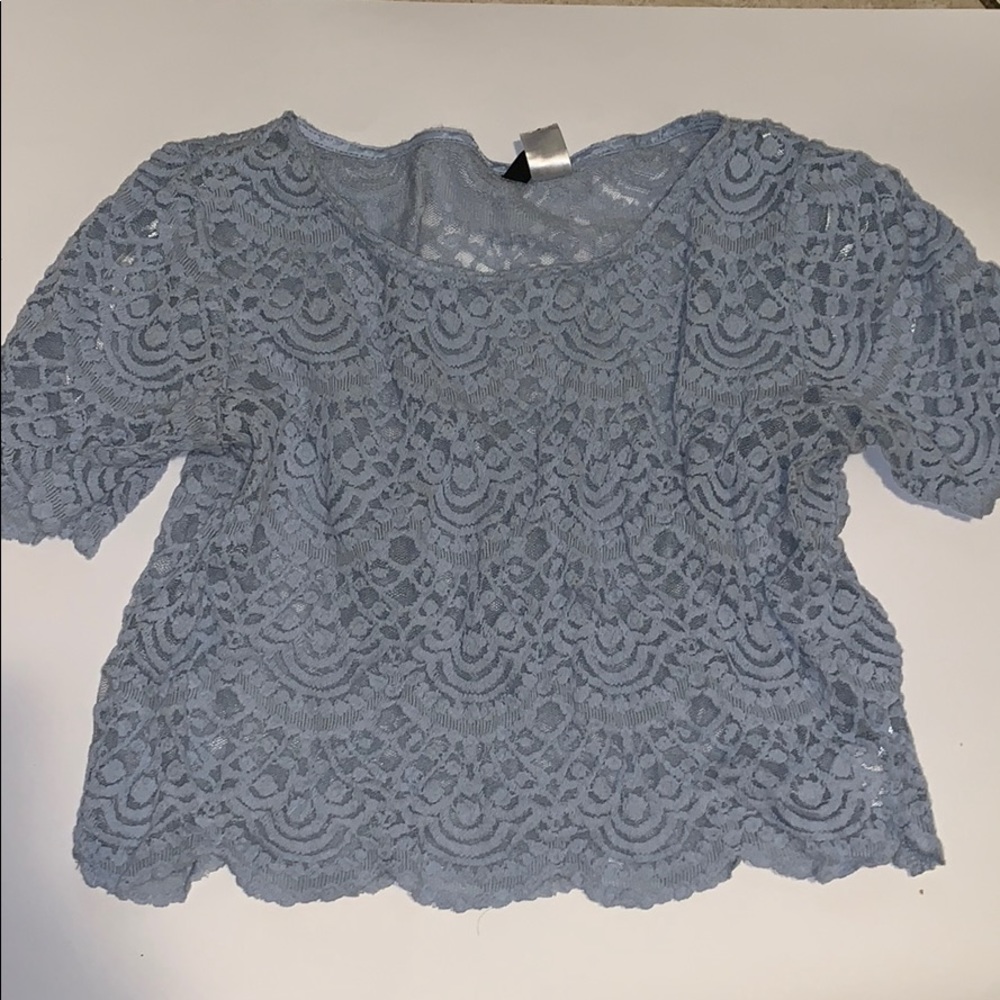 CUTE BABY BLUE LACE CROP TOP